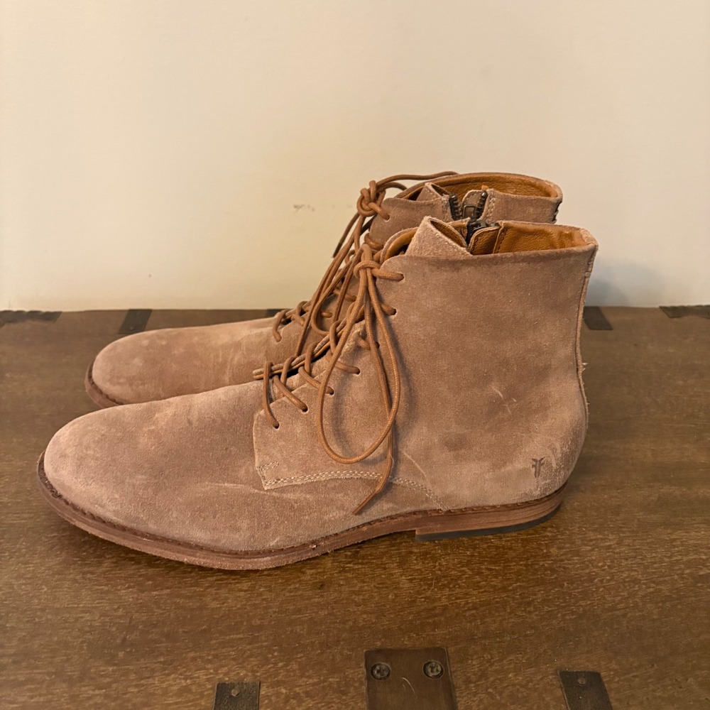Frye Mens Chris Chukka Inside Zip Lace Up Tan Suede Ankle Boots 10.5 D